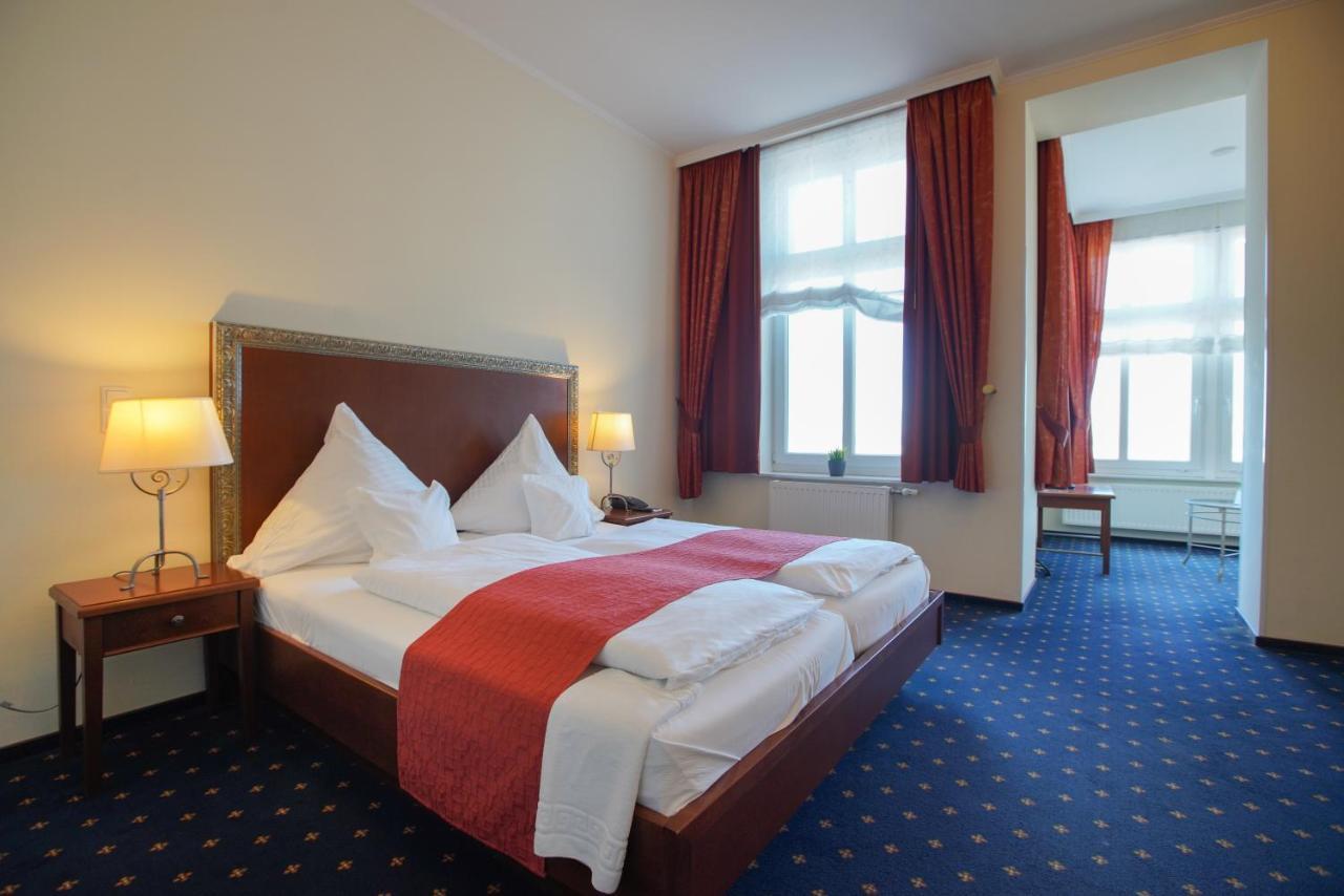Strandhotel Ostfriesenhof Borkum Exterior photo